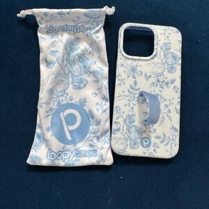 NWOT  Blue Toile Loopy Case for IPhone 15 Pro Max